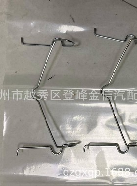 04947-35050 BRAKE PAD HARDWARE KIT HILUX PRADO 前刹车片卡簧