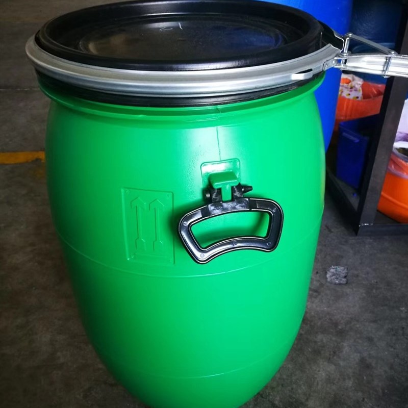 加厚60L黑色法兰桶化工塑料桶密封桶废液泔水桶圆形抱箍桶带盖