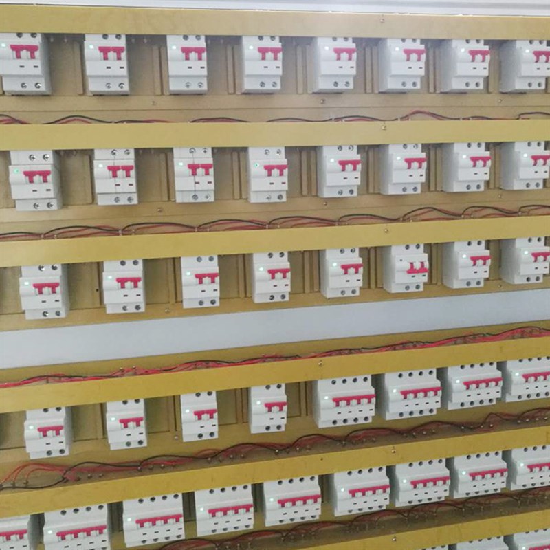 厂家直销光伏自动重合闸过欠压4P100A断路器过载短路保护开关