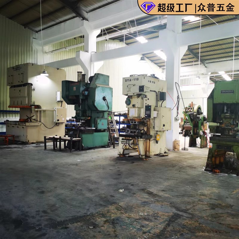 钣金厂家非标不锈钢外壳百叶窗攻牙折弯数控冲孔加工冲压厂