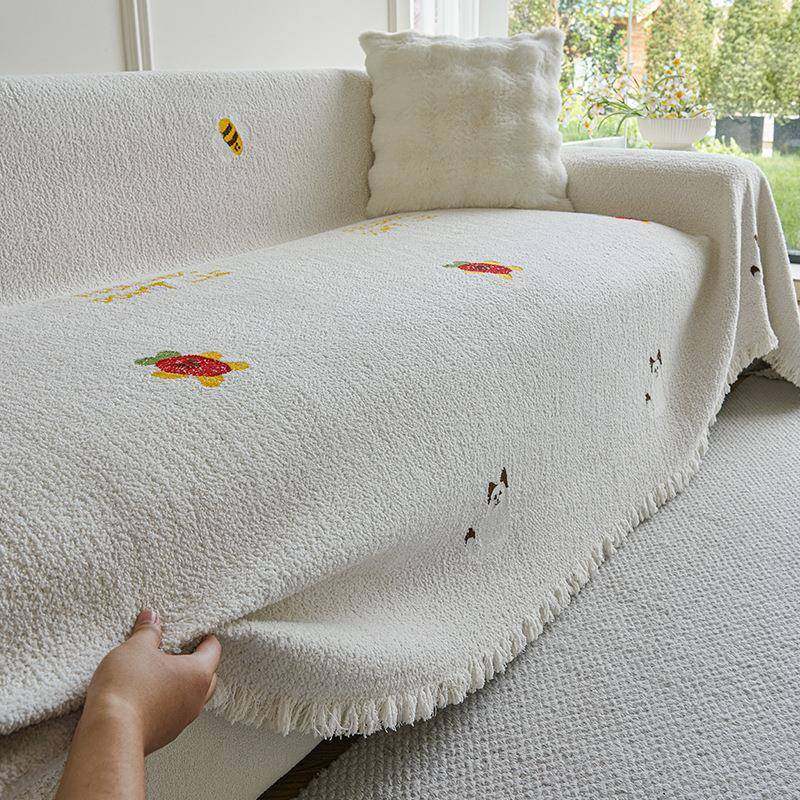 2025新款奶油风沙发盖布一整张沙发巾全盖秋冬季毛绒防滑沙发坐垫
