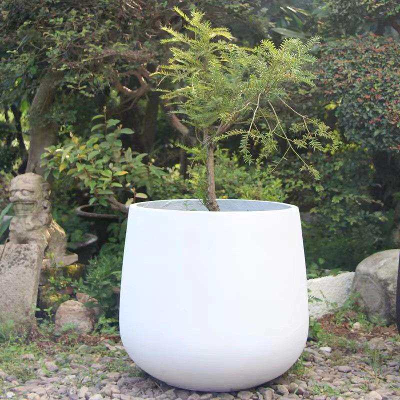 圆形水泥花盆北欧大口径酒杯镁泥盆栽大号水泥镁泥白色盆家居摆设