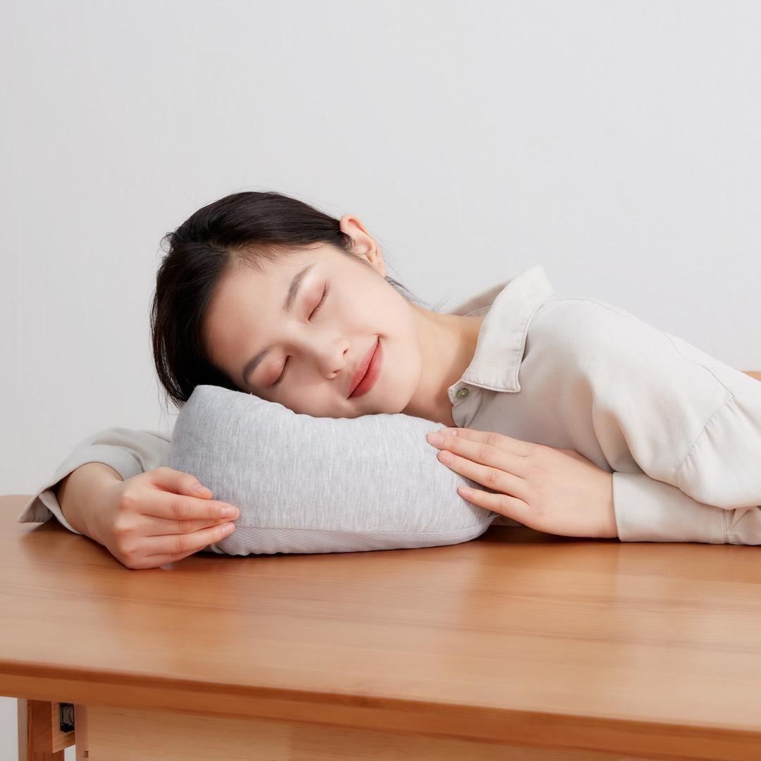 8H泰国天然进口乳胶U型枕办公午睡枕汽车头枕便携U形护脖子枕靠颈