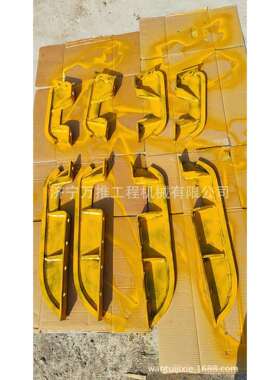 推土机D31D37护板11G-30-2213211G-30-22142