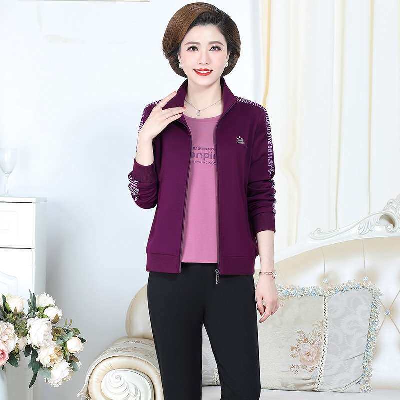妈妈春秋休闲运动服中年女士秋装时尚减龄外穿中老年洋气三件套