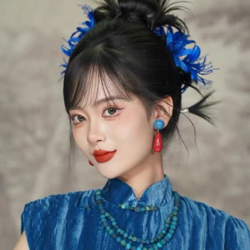 新中式新娘彼岸花红蓝撞色头饰