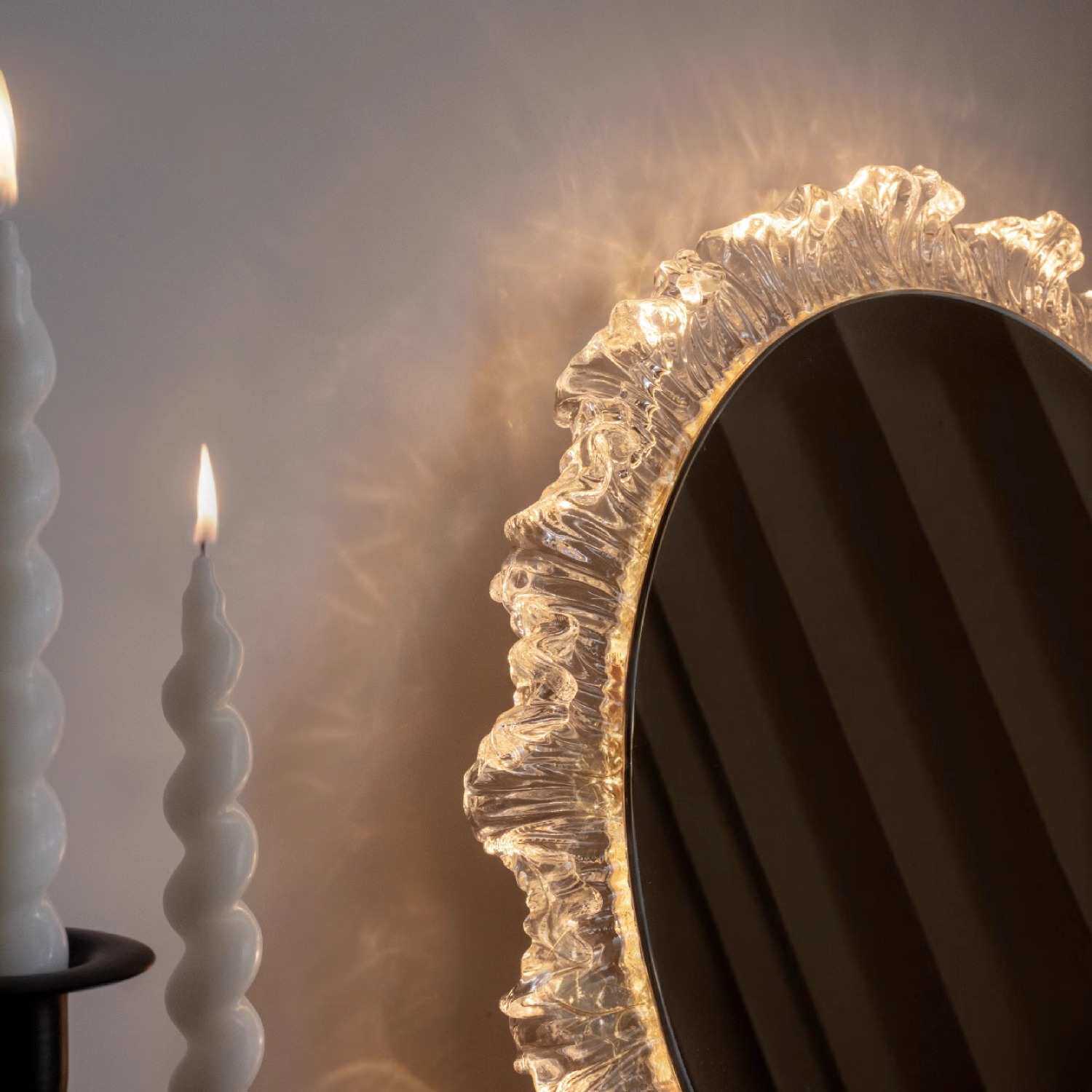 梳妆镜子化妆镜台式桌面卧室轻奢高级云朵旋转LED梳妆台镜子带灯