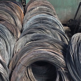 镀锌捆扎织网铁丝金属钢丝八号加工回火丝冷拔丝大量生产