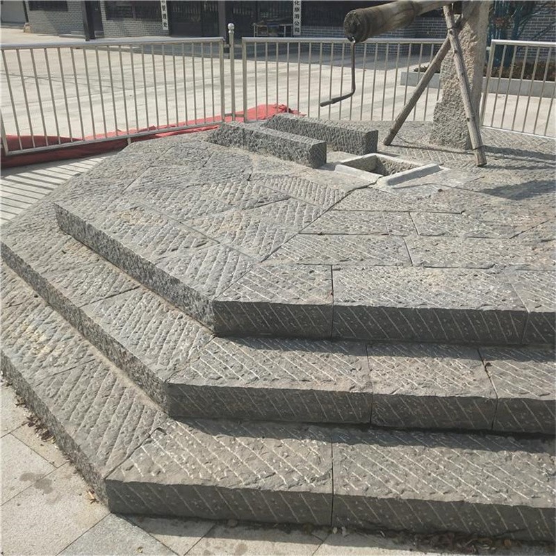 山东青石板芝麻灰 芝麻白 广场庭院公园仿古青石板铺路石 踏步石