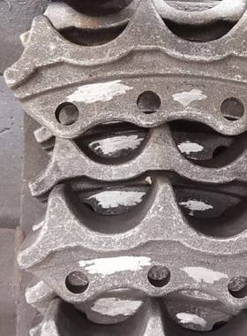 山推SD22TY220推土机齿块154-27-12273A