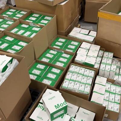 BMXRMS004GPF施耐得M580系列PLC使用存储卡库存现货适用于CPU