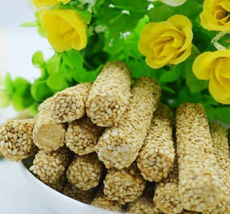 供应牛扎糖熬糖机器 花生酥炒糖机 电磁加热糖豆炒锅隆泽产品