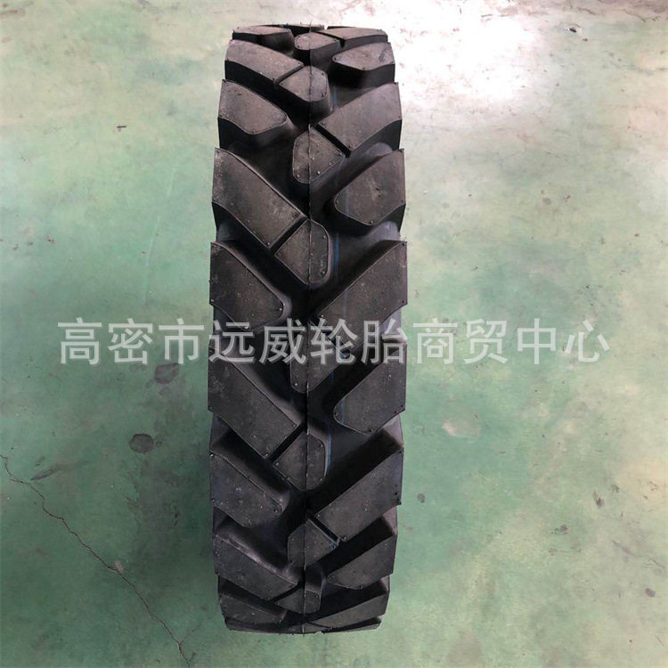 700-16挖机轮胎7.00-16750-16小装载机轮胎越野花纹工程轮胎