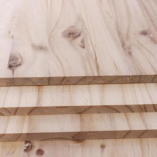 工厂直供拼IUZ辐射松直保板有结巴实木板保家具级家环具环直拼板