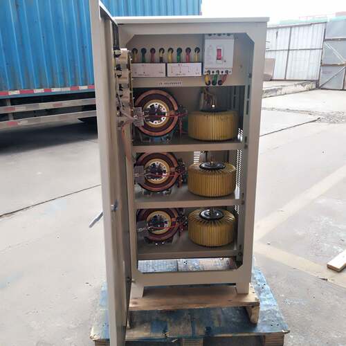 三相全自动交流SVC/TNS-60KVA380V三相稳压器80KVA280-460V100KVA