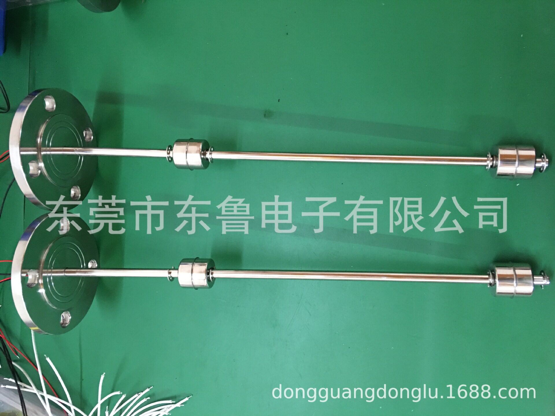 供应不锈钢DN25法兰式连杆浮球液位开关液位控制开关水位开关