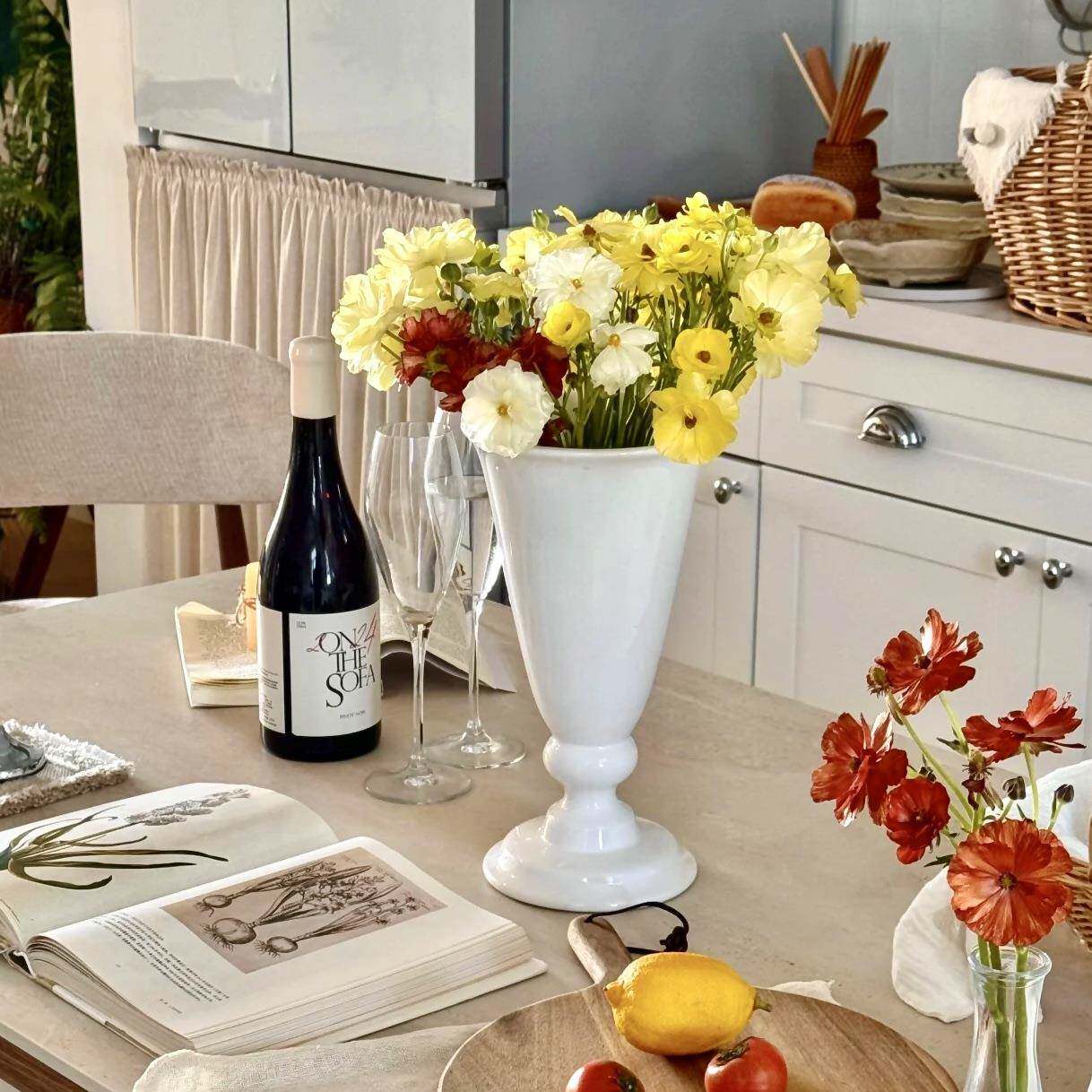 高级感法式奶油风白色大口径花瓶陶瓷水养鲜花插花客厅餐桌摆件