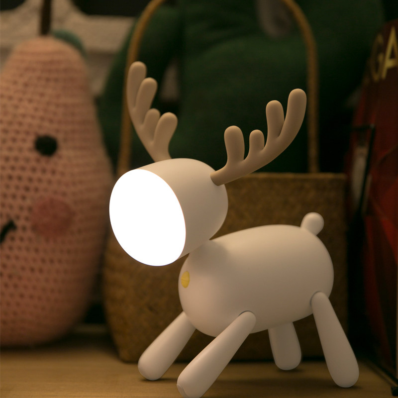 驯鹿桌面小夜灯创意床头看书阅读台灯儿童可爱卡通卧室起夜灯麋鹿