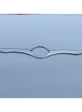 06-12骊威后饰条尾箱饰条06-10骐达颐达后饰条骊威后备箱饰条