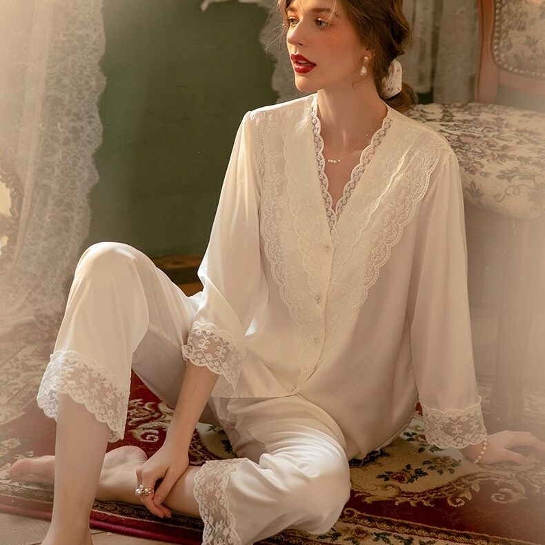 法国原创轻奢高级感真丝睡衣性感纯欲宫廷风蕾丝边薄款舒适家居服