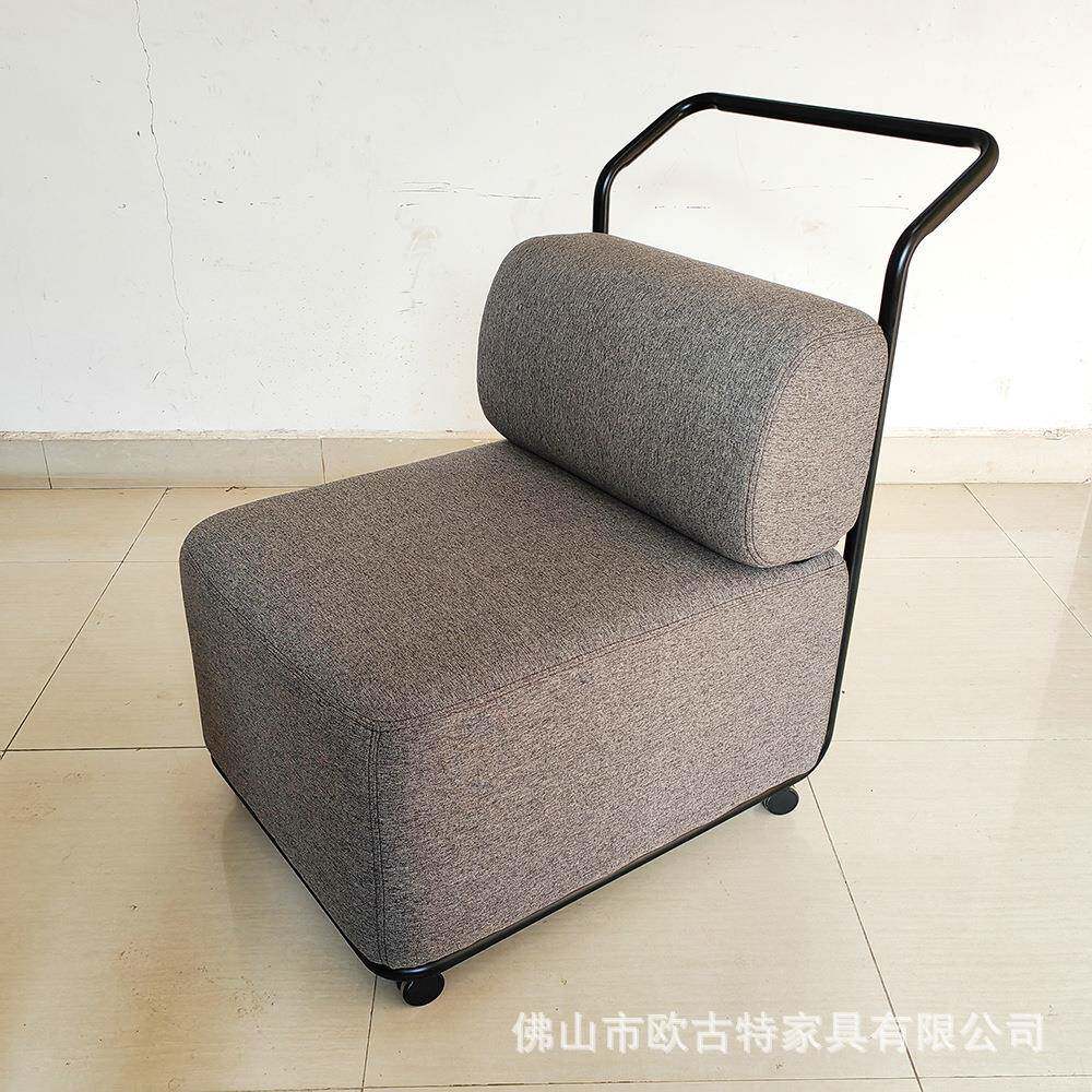 2024新款家用别墅客厅带轮子可移动手推休闲椅创意铁艺单人沙发椅