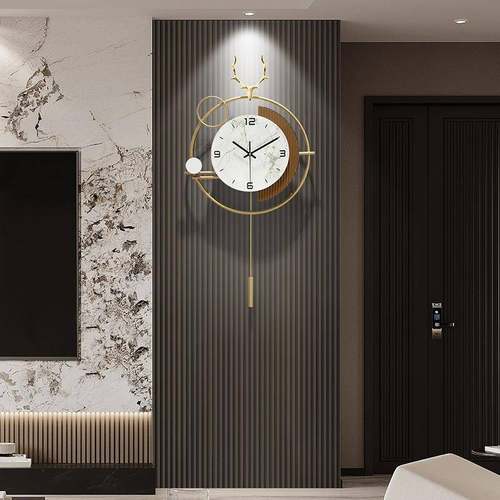 现代简约鹿头装饰钟表挂钟客厅家用时钟挂墙创意轻奢卧室静音挂表