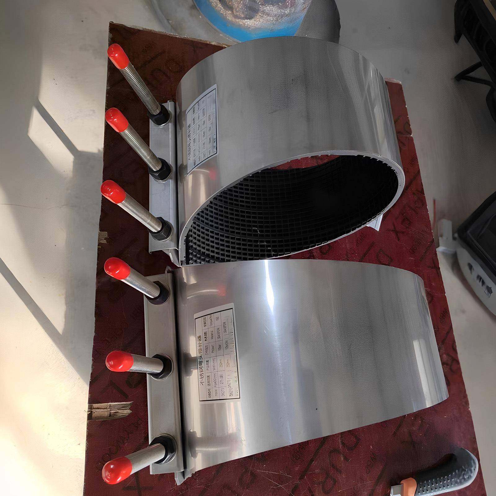 不锈钢弯头修补器304不停水堵漏带压快速抢修免焊接316哈夫节管卡,畜牧/养殖物资,畜牧/养殖器械,淘宝优惠券,粉丝福利购,淘宝优惠卷