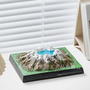 仿真地貌长白山天池模型树脂工艺品旅游纪念品地理建筑微景观摆件