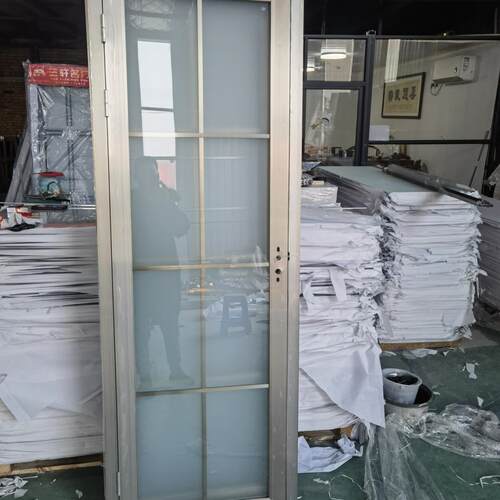 钛美合金卫浴门出租屋洗