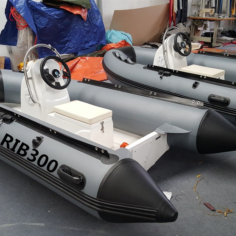 海迈3.1米3人后操玻璃钢充气钓鱼船 加厚PVC橡皮艇 海钓船 硬底船