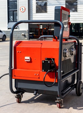 出口HT800液压聚脲喷涂机 加热管道喷枪提料泵平台设备液压喷涂机