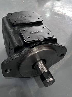 柱塞泵123AL00011B现货PVM045ER06CS2A315000000AB丹佛斯威格士