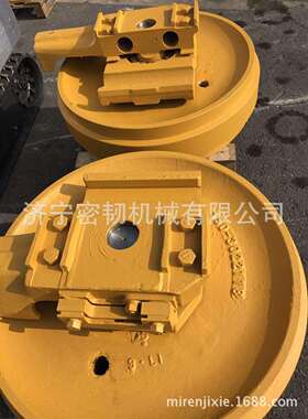 推土机全车配件D85/D155引导轮总成23Y-40B-00000/150-30-22118