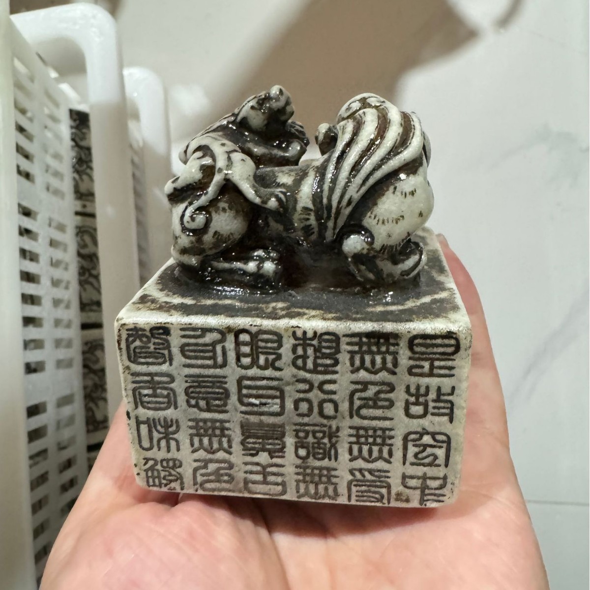 仿古树脂貔貅瑞兽摆件御赐印章桌面摆件装饰古玩收藏工艺品
