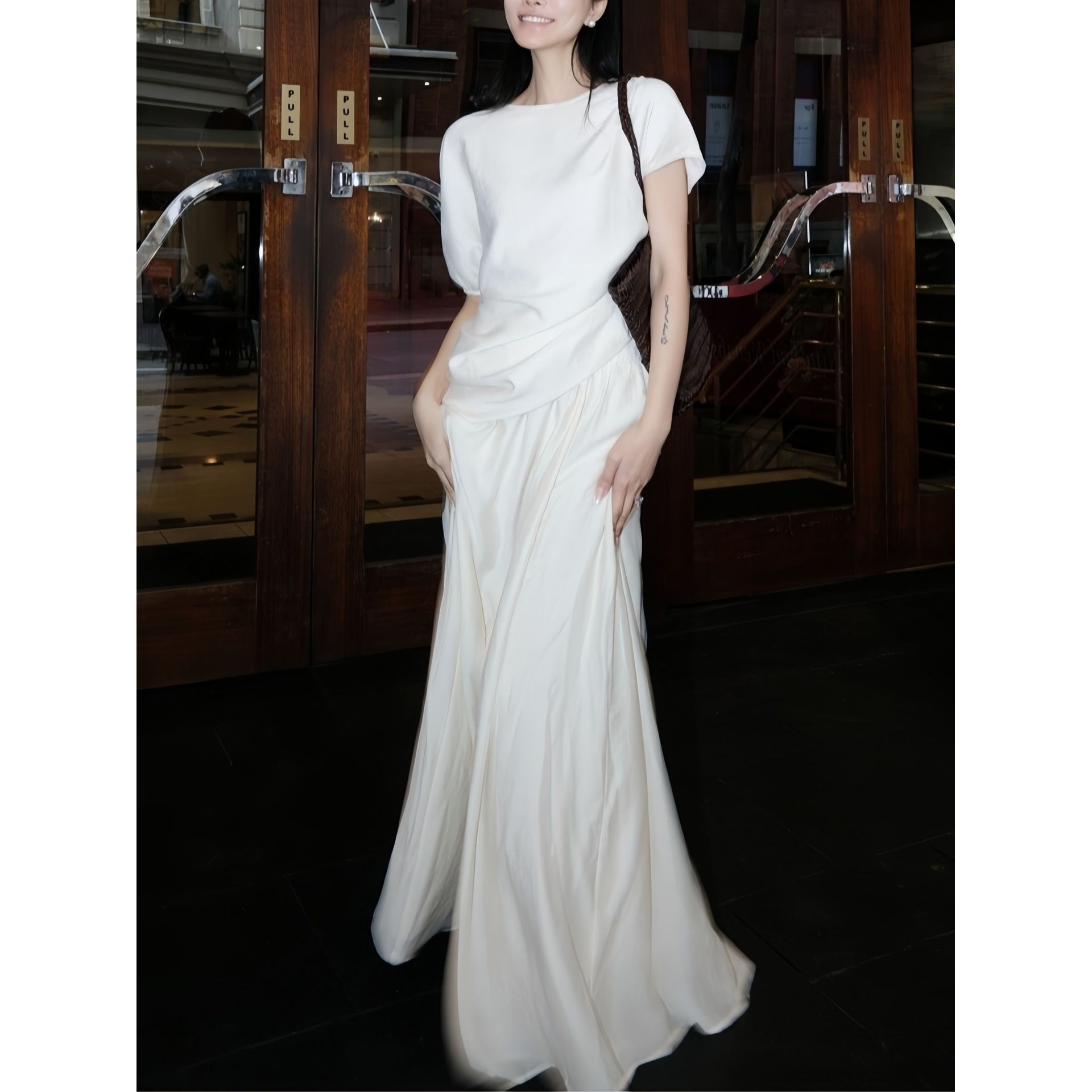 法式名媛白色褶皱收腰T恤A字双层长半身裙套装温柔慵懒气质两件套,女装/女士精品,大码套装,淘宝优惠券,粉丝福利购,淘宝优惠卷