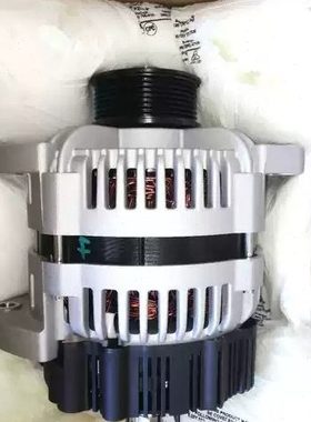 供应东风天锦 HEH324A03 鑫百勤改装拉猪车28V 240A大功率发电机