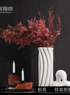红色玉石烛台白色陶瓷花瓶玄关柜客厅样板间书房桌面摆件软装搭配