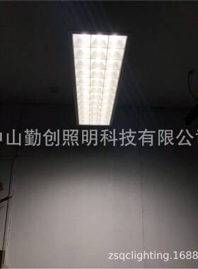 防眩光Ra90平板灯高光效IES150lm/w节能高照度面板灯UGR19小角度