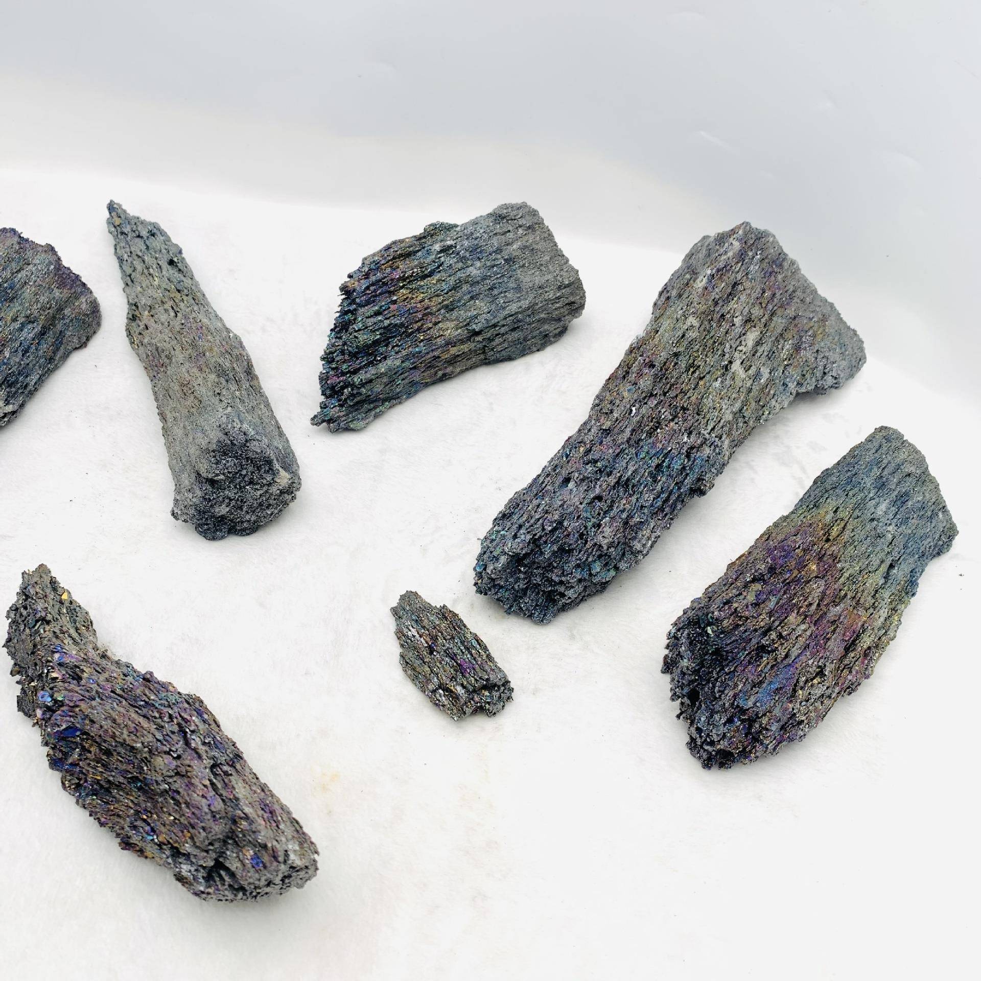 热销七彩矿随形原石水晶石不规则裸石水晶装饰家居办公摆件