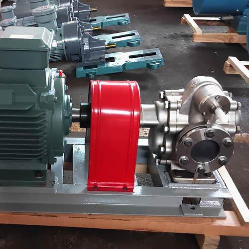 KCB483.3齿轮油泵流量:29m3/h压力:0.36Mpa口径:ф70