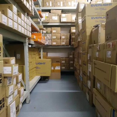 TCRT5000 反射式光电开关 光电传感器 TCRT5000L 寻迹小车