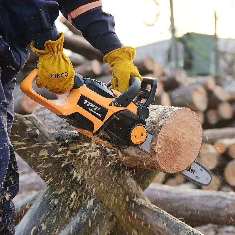 传峰充电电锯伐木锯充电式家用锂电锯手持式大功率电链锯砍树机,3C数码配件,USB灯,淘宝优惠券,粉丝福利购,淘宝优惠卷