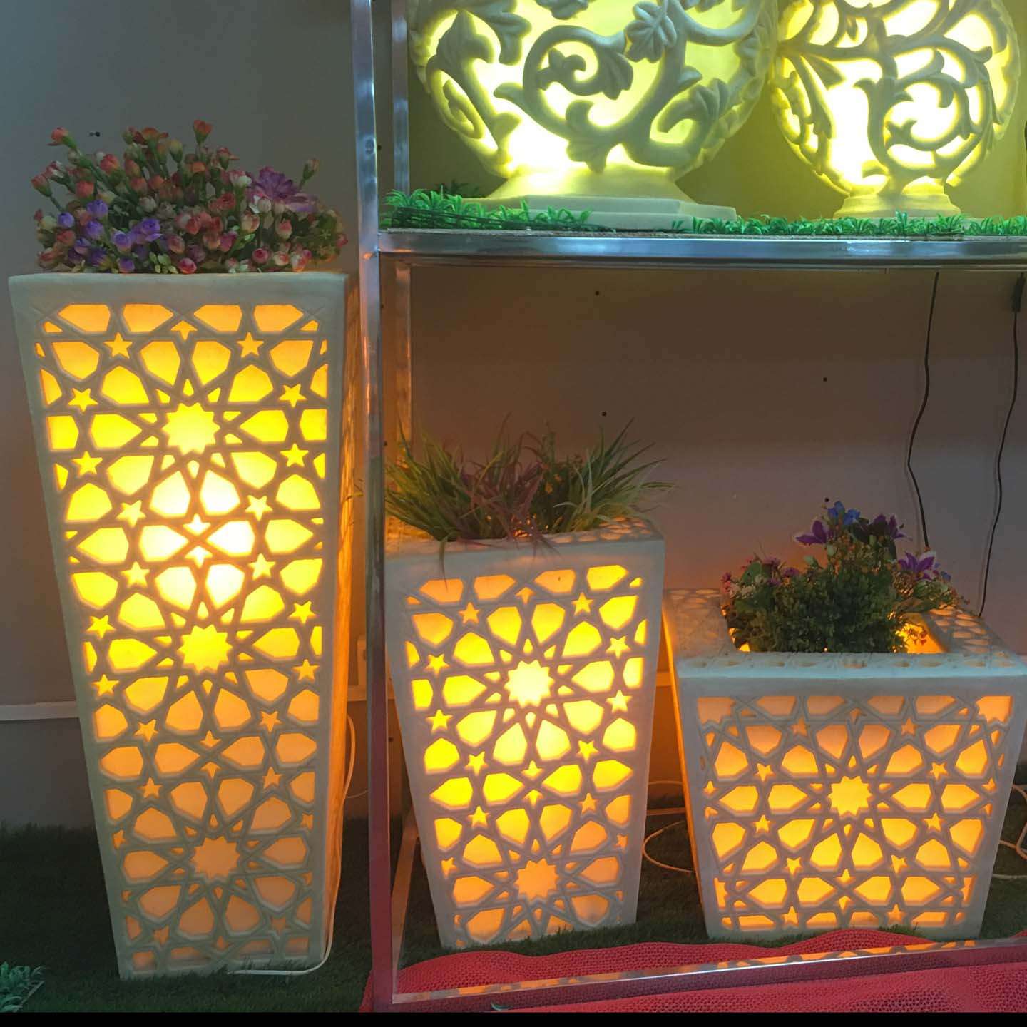厂家花盆灯落地别墅庭院景观户外树脂园林 花钵摆件门口装饰