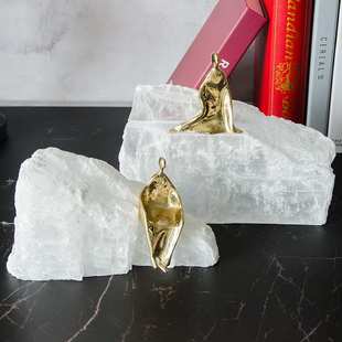 现代简约石膏矿石金属铜人物艺术摆件客厅桌面样板间软装创意装饰
