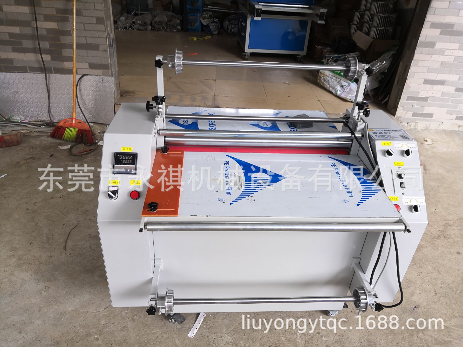 钢棍加热加温覆膜热裱机