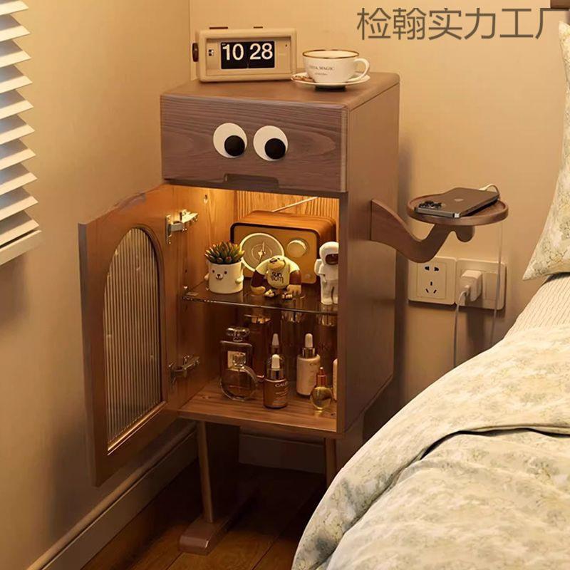 机器人床头柜可爱储物柜带灯侧边卧室客厅置物柜创意儿童床边柜