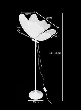 婚NHR道庆场地布置具装铁艺小蝴蝶路引灯吊顶灯婚庆台场景饰舞灯