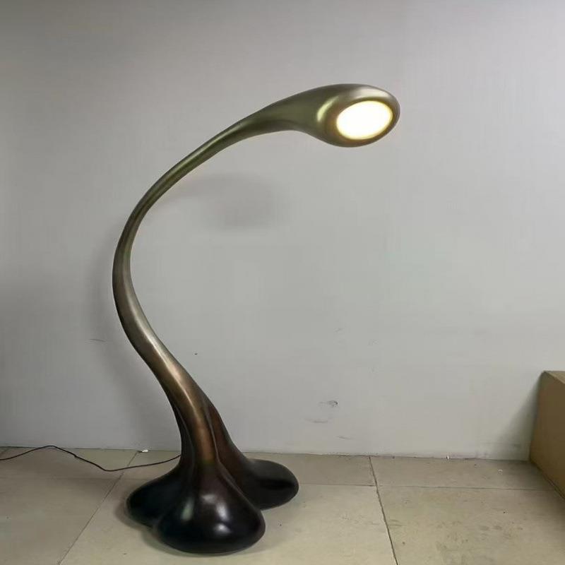 北欧后现代树杈摆件雕塑树脂落地灯售楼部创意客厅轻奢展厅装饰灯