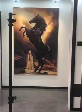 轻奢骏马入户玄关挂壁画代艺术LGA客厅现装饰画竖版高卧档室餐厅