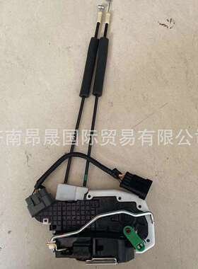 重汽HOWOT7T5汕德卡C7C9配件出口WG1684347019门锁总成/左